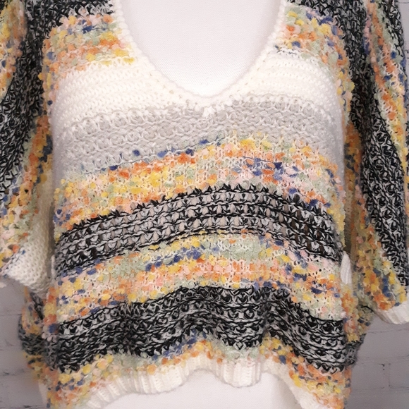 KAMANA Marled Banded Stripe Crop Sweater M… - Picture 6 of 13